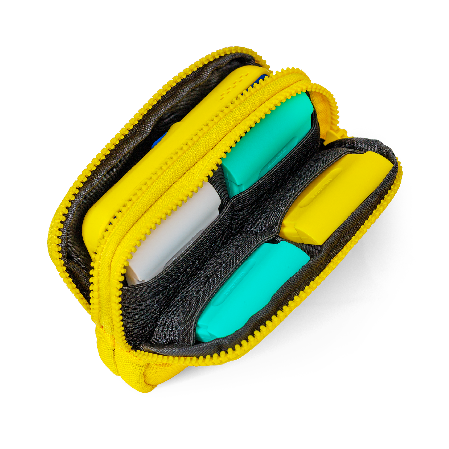 HyperMegaTech! Capcom Super Pocket Case Bundle