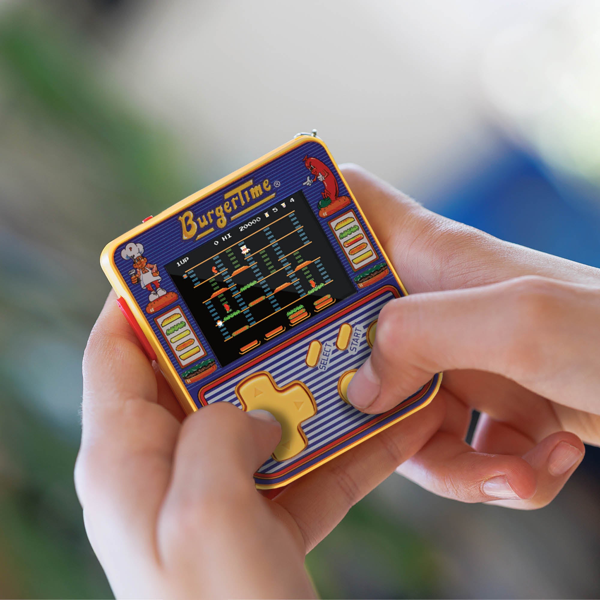 Super Micro Burgertime Keychain Gamer